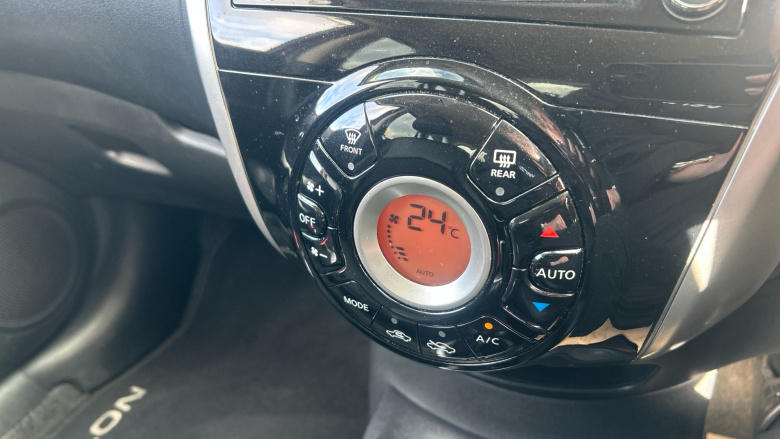 Nissan Note 1.5 dCi Tekna 5dr Diesel Hatchback